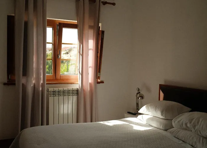 Quinta Amarela 4* Nazaré