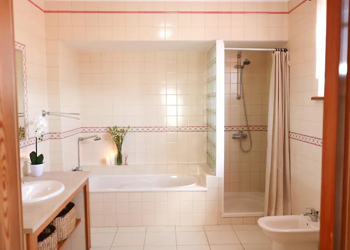 Quinta Amarela 4* Nazaré